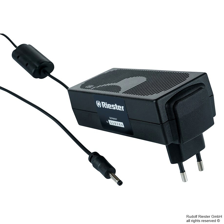 [RIE 10707] Steckerladegerät für Li-Ionen Akku 3,5 V Ri-accu L für Batteriegriff Typ C